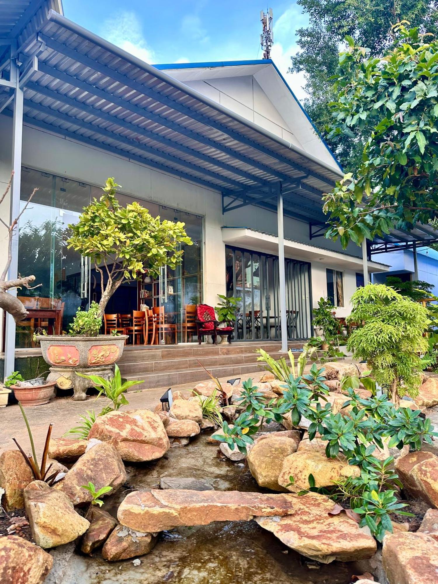Bungalow Hotel Chi Khu Co Ong Zewnętrze zdjęcie