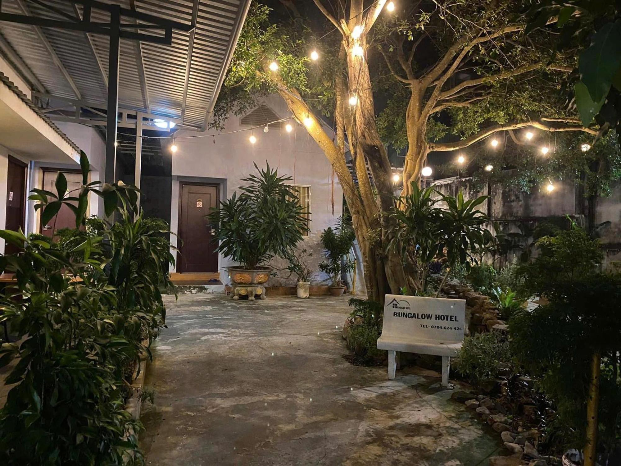 Bungalow Hotel Chi Khu Co Ong Zewnętrze zdjęcie